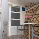 Lila شقة