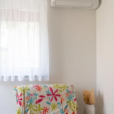Apartment Lila Cres