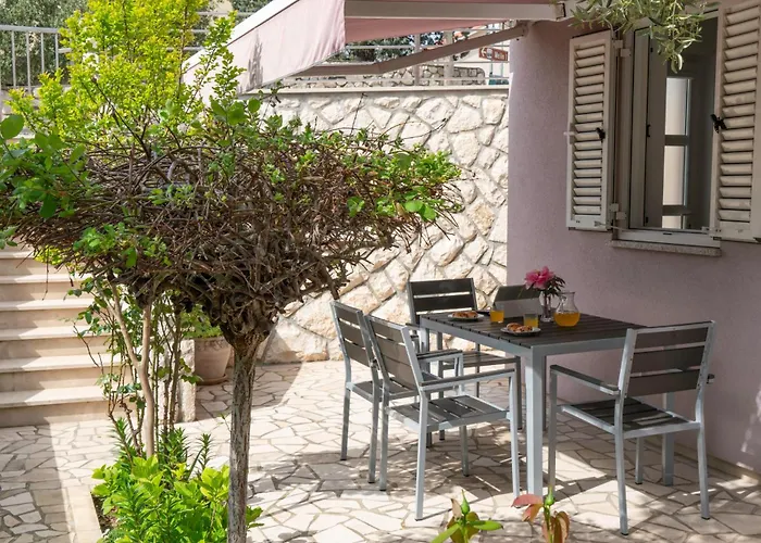 Lila Διαμέρισμα