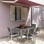 Lila Apartman *