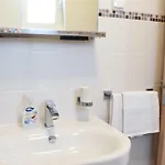 Lila Apartman