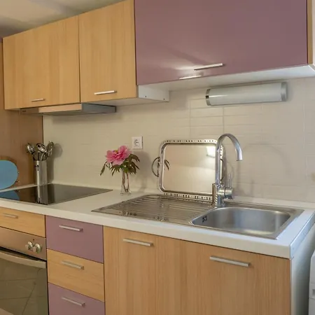 Lila Apartment Cres